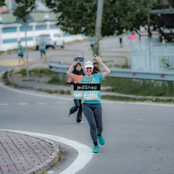 Runner Photo 8280259