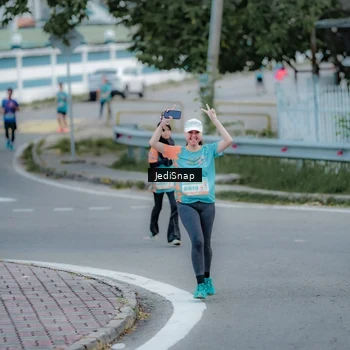 Runner Photo 8280270