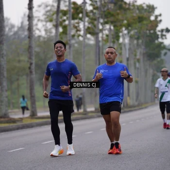 Runner Photo 8280273