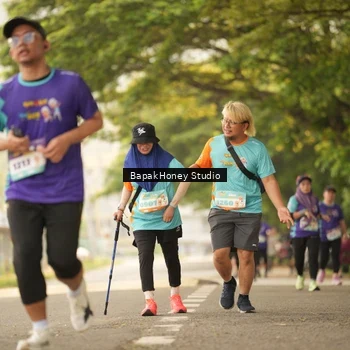 Runner Photo 8280275
