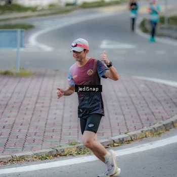 Runner Photo 8280279