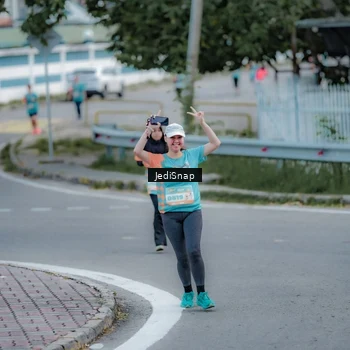 Runner Photo 8280289