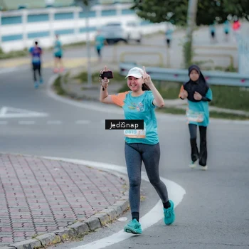 Runner Photo 8280299