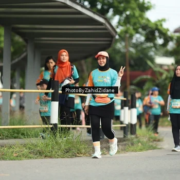 Runner Photo 8280301