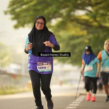 Runner Photo 8280316