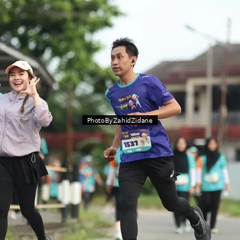 Runner Photo 8280334