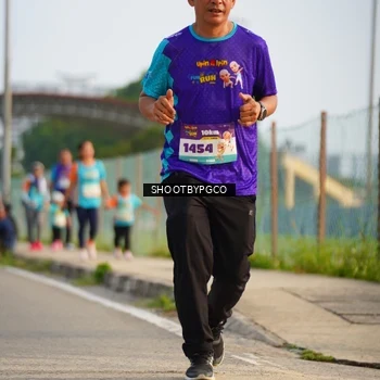 Runner Photo 8280345