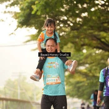 Runner Photo 8280358