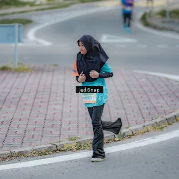Runner Photo 8280367