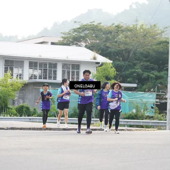 Runner Photo 8280401