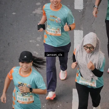 Runner Photo 8280404