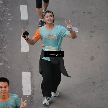 Runner Photo 8280445