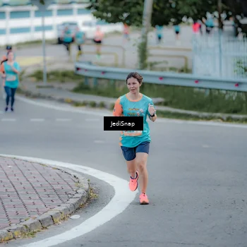 Runner Photo 8280477