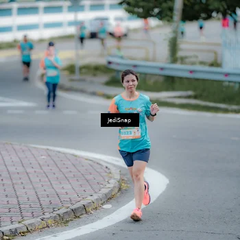 Runner Photo 8280499