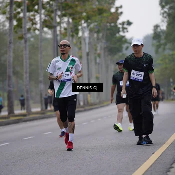 Runner Photo 8280533