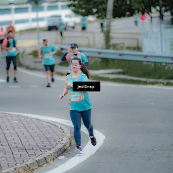 Runner Photo 8280568
