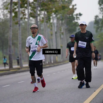 Runner Photo 8280721
