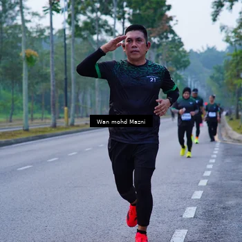 Runner Photo 8280795