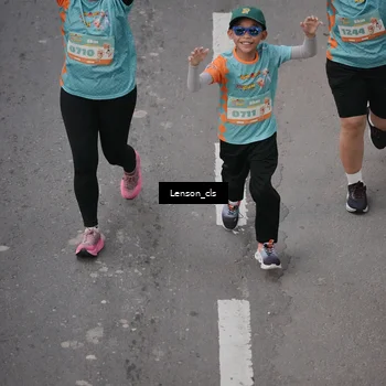 Runner Photo 8280841