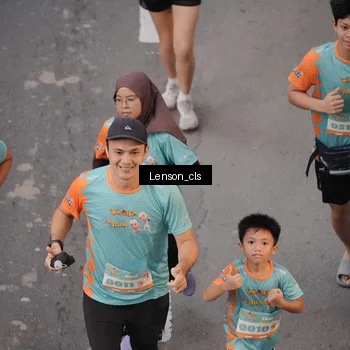 Runner Photo 8280861