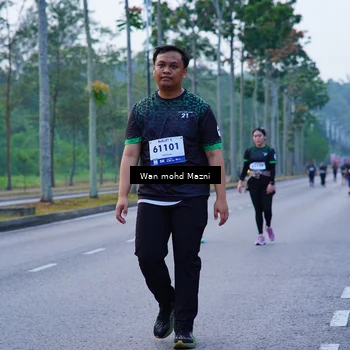 Runner Photo 8280974