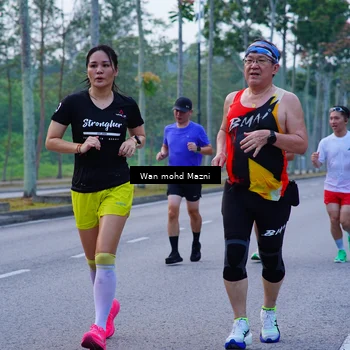 Runner Photo 8280981