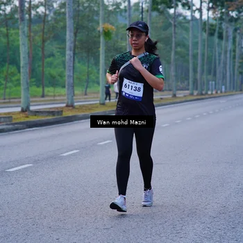Runner Photo 8280999