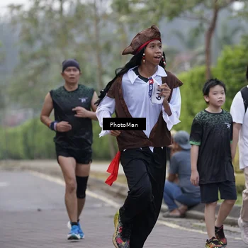 Runner Photo 8281211