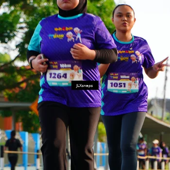 Runner Photo 8281303