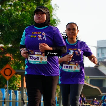 Runner Photo 8281372