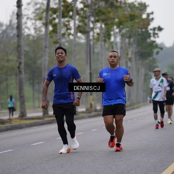 Runner Photo 8281398
