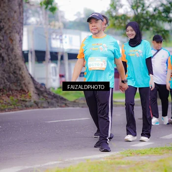 Runner Photo 8281407