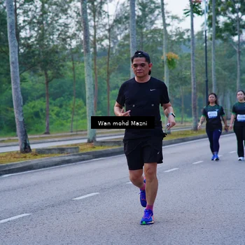 Runner Photo 8281504