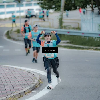 Runner Photo 8281538