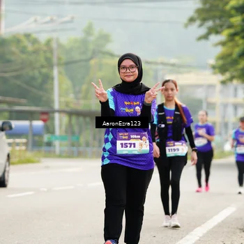 Runner Photo 8281540