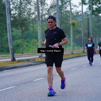 Runner Photo 8281563
