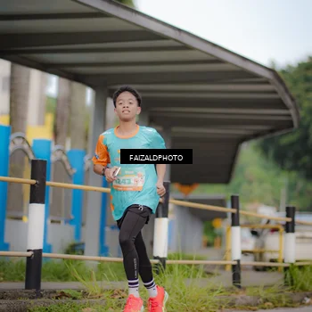 Runner Photo 8281673