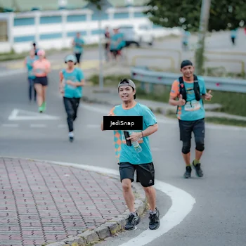 Runner Photo 8281695