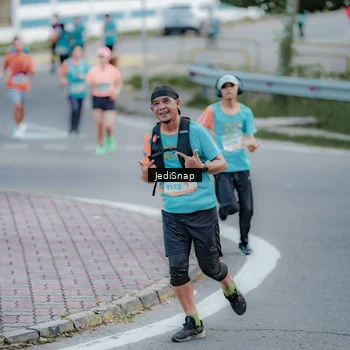 Runner Photo 8281714
