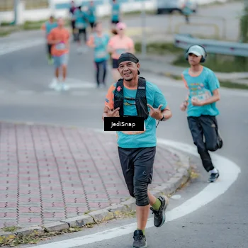 Runner Photo 8281717