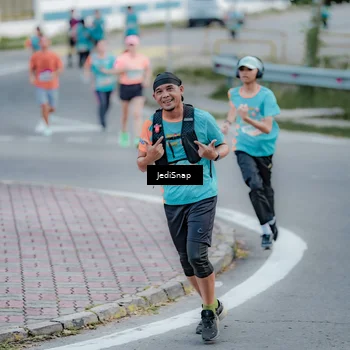 Runner Photo 8281722