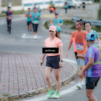 Runner Photo 8281771