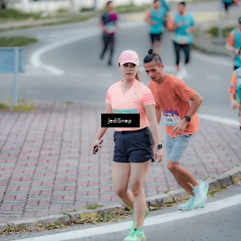 Runner Photo 8281794