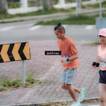 Runner Photo 8281821