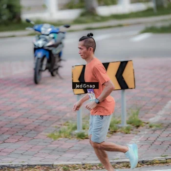 Runner Photo 8281825