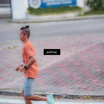 Runner Photo 8281843