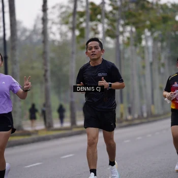 Runner Photo 8281875