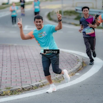 Runner Photo 8281906