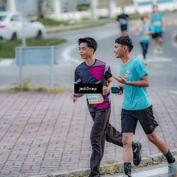 Runner Photo 8281956