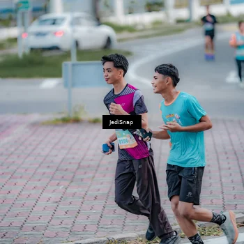 Runner Photo 8281965